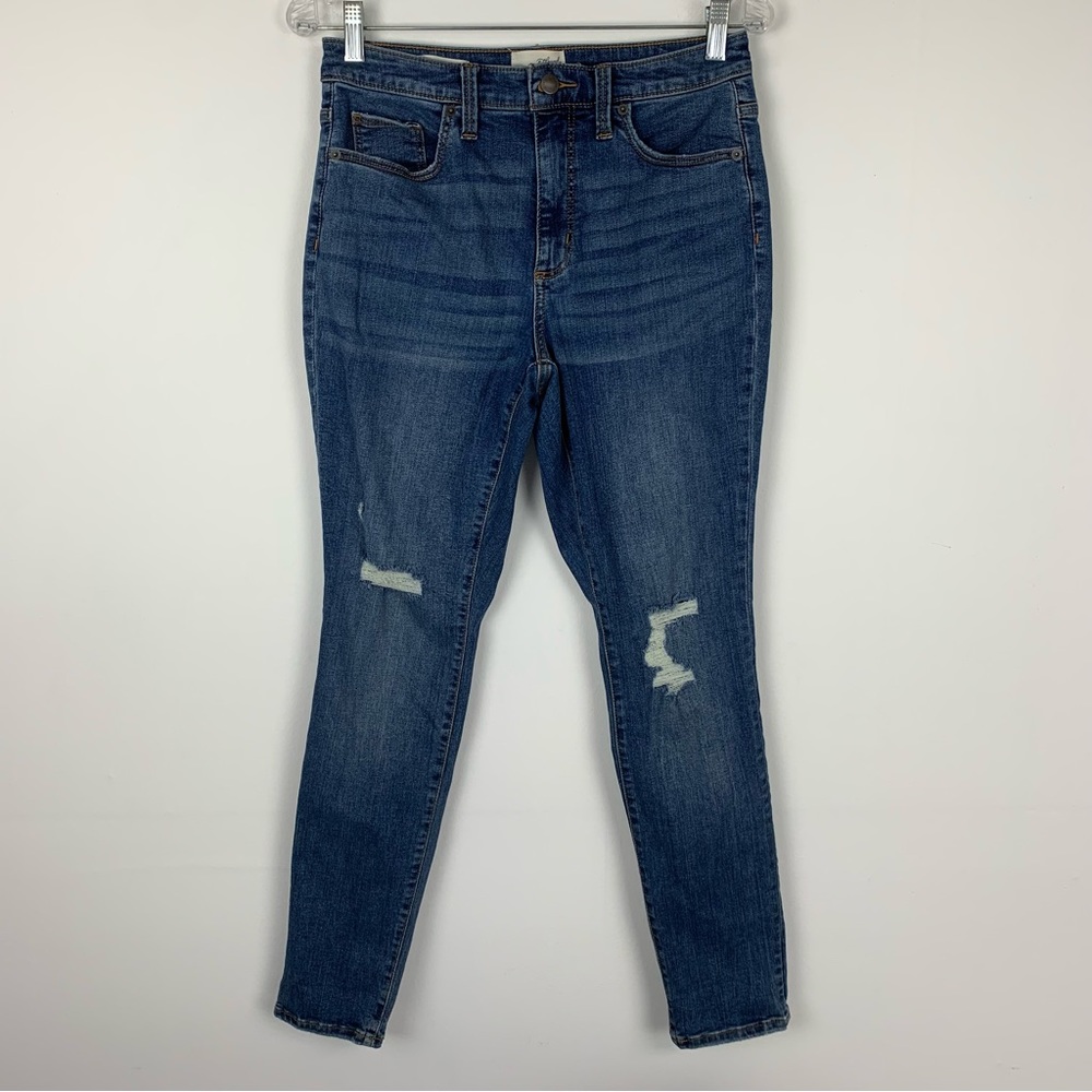 Universal Thread High Rise Skinny Jeans 8/29